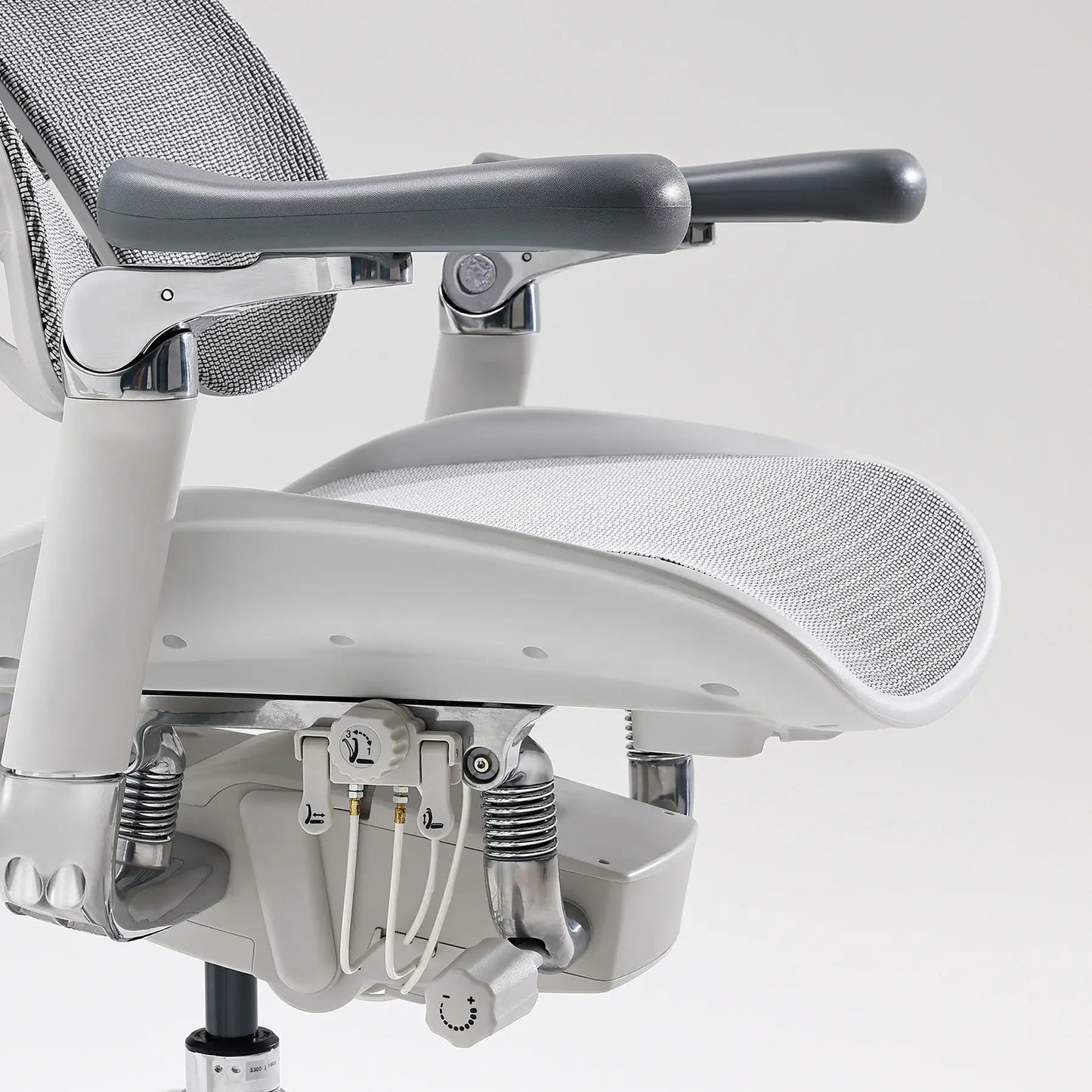 Scaun Ergonomic Premium SIHOO Doro S300  Anti Gravity Recline, Dual Dynamic Lumbar Support, Mesh Italian Velvet , Alb